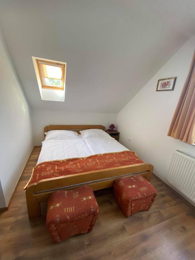 Bed and Breakfast Napház Panzió Tiszafüred Exterior foto